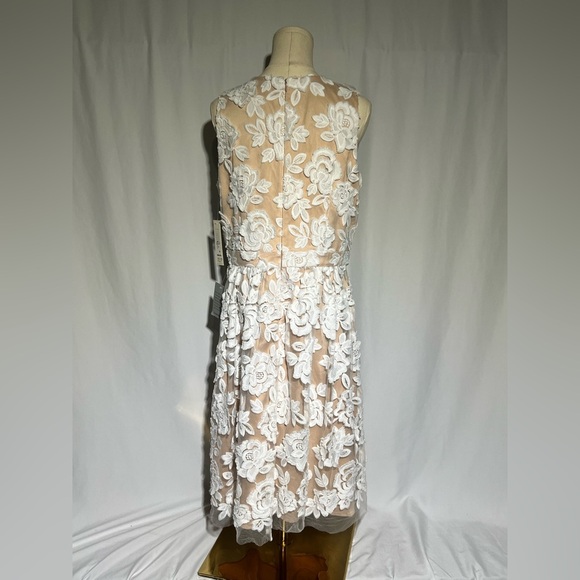 Eliza J Embroidered Mesh Fit & Flare Dress | 12 NWT - Picture 5 of 13